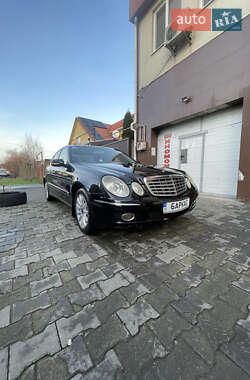 Седан Mercedes-Benz E-Class 2008 в Одессе