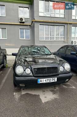 Седан Mercedes-Benz E-Class 1998 в Ізюмі