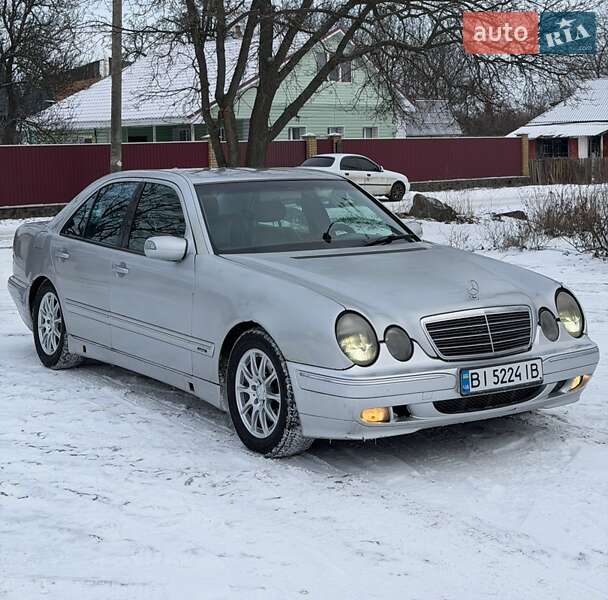 Mercedes-Benz E-Class 2000