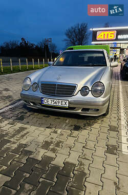 Седан Mercedes-Benz E-Class 1999 в Новоселице