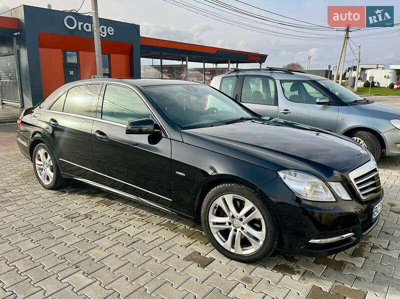 Mercedes-Benz E-Class 2010