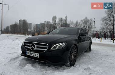 Седан Mercedes-Benz E-Class 2018 в Києві