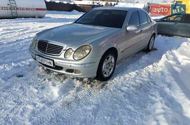 Седан Mercedes-Benz E-Class 2004 в Івано-Франківську