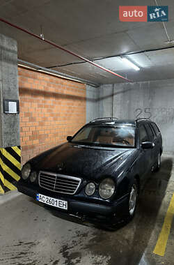 Універсал Mercedes-Benz E-Class 2001 в Львові