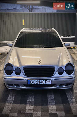 Седан Mercedes-Benz E-Class 2000 в Городку