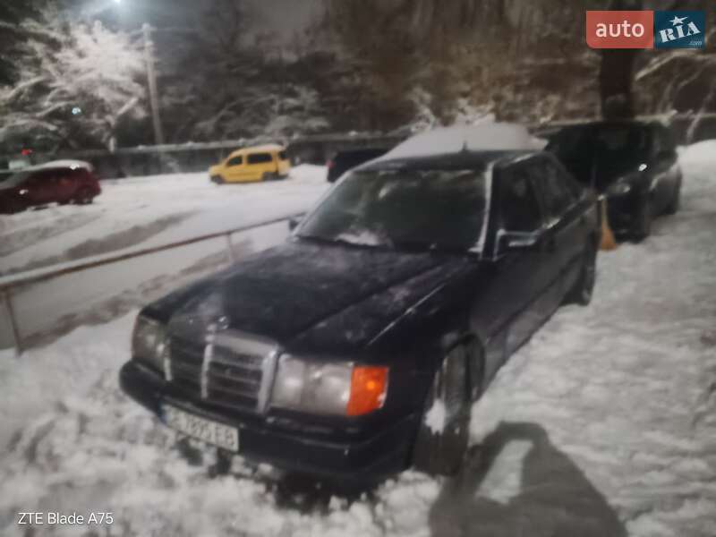 Mercedes-Benz E-Class 1987