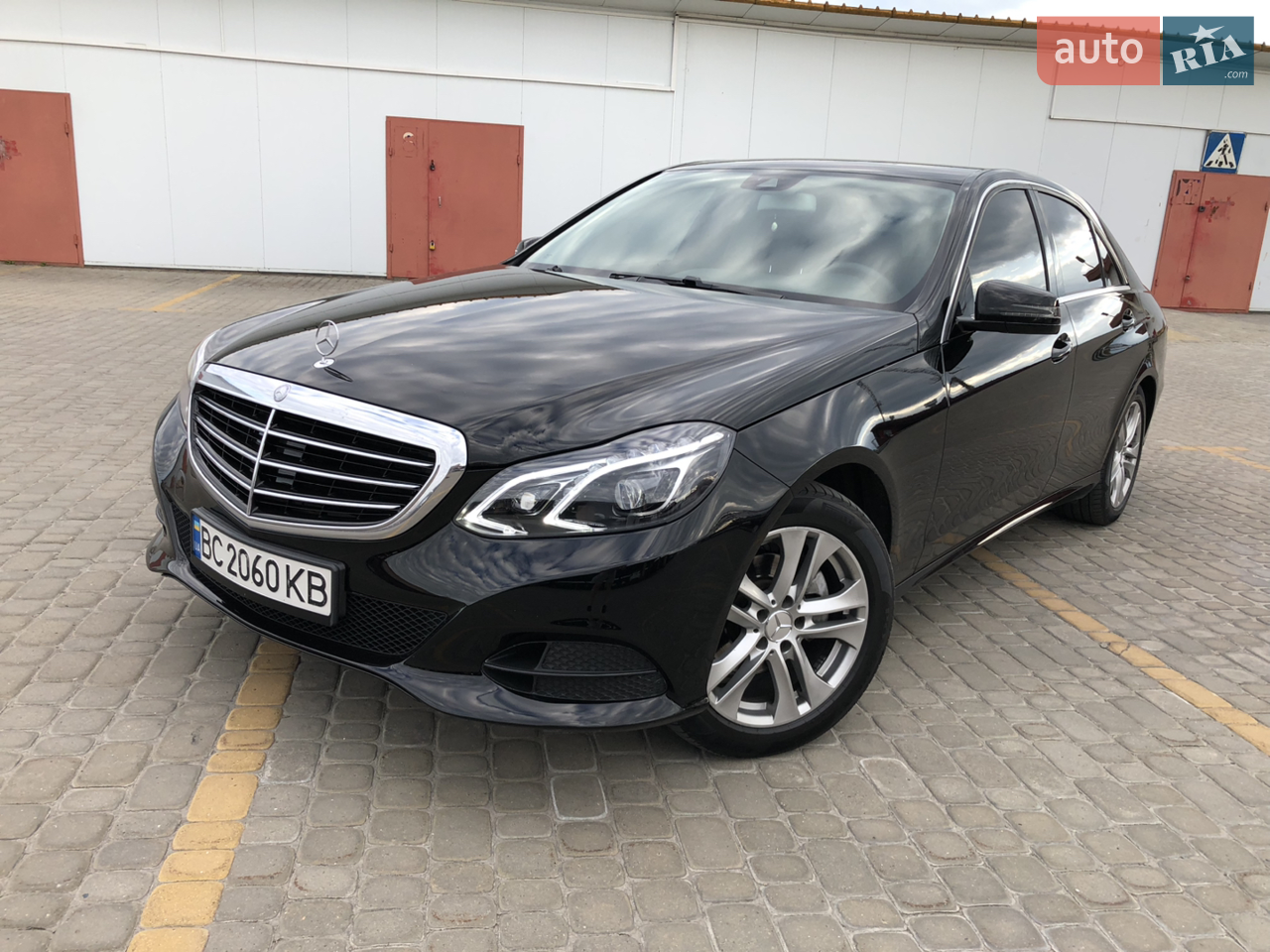 2013 Mercedes-Benz E-klasse - мініатюра 35