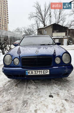 Седан Mercedes-Benz E-Class 1998 в Києві