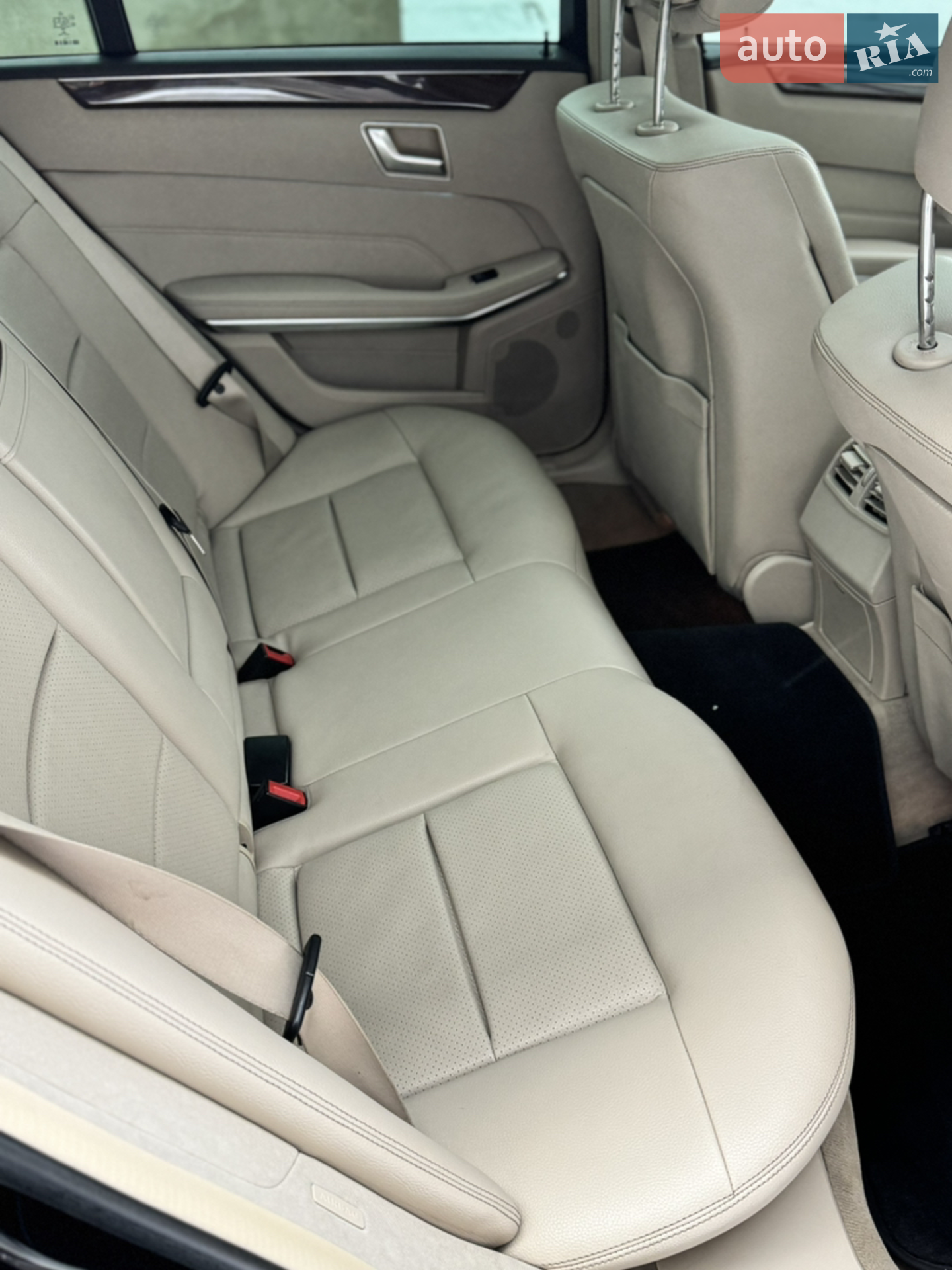2014 Mercedes-Benz E-klasse - мініатюра 18