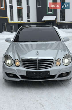 Седан Mercedes-Benz E-Class 2006 в Львове
