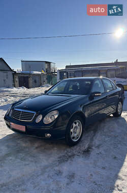 Седан Mercedes-Benz E-Class 2003 в Луцке