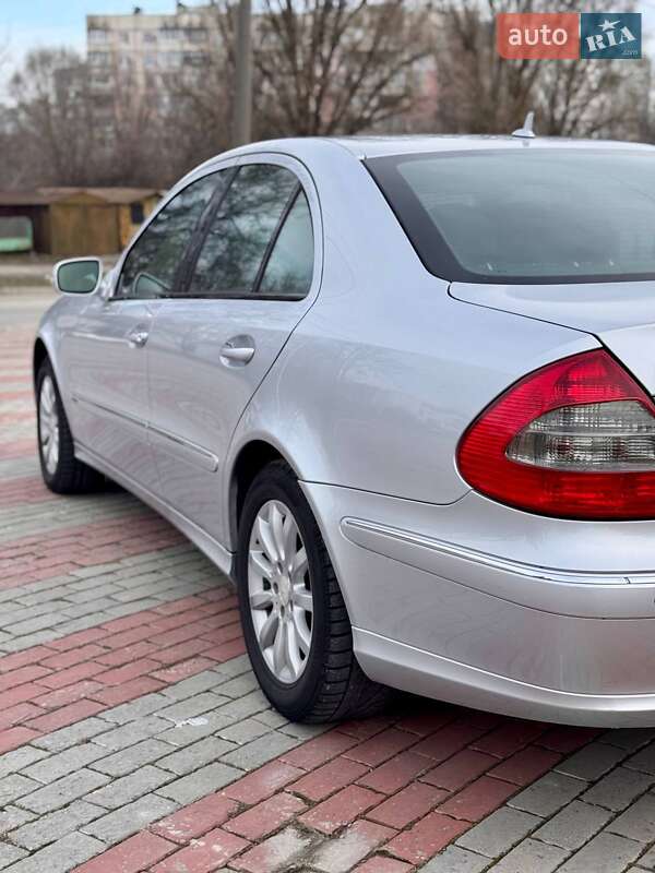Седан Mercedes-Benz E-Class 2007 в Запорожье
