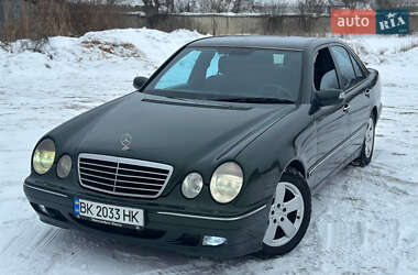 Седан Mercedes-Benz E-Class 2001 в Ровно