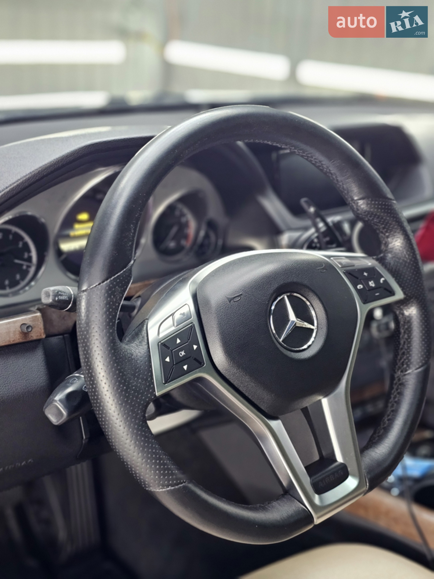 2012 Mercedes-Benz E-klasse - мініатюра 18