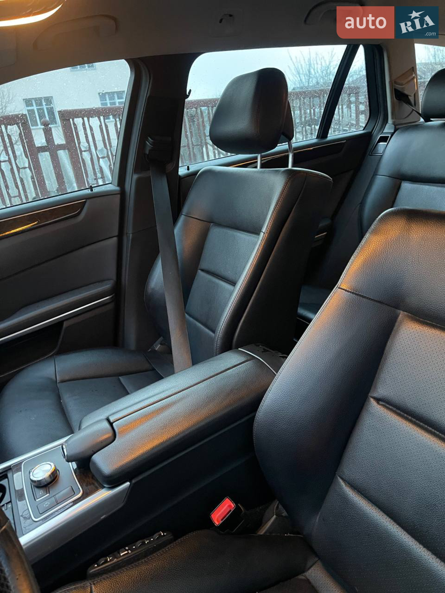 2012 Mercedes-Benz E-klasse - мініатюра 13