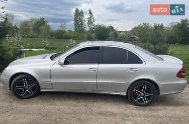 Седан Mercedes-Benz E-Class 2002 в Городку