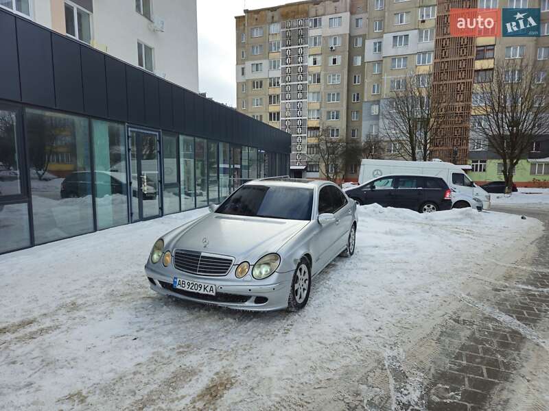 Mercedes-Benz E-Class 2002