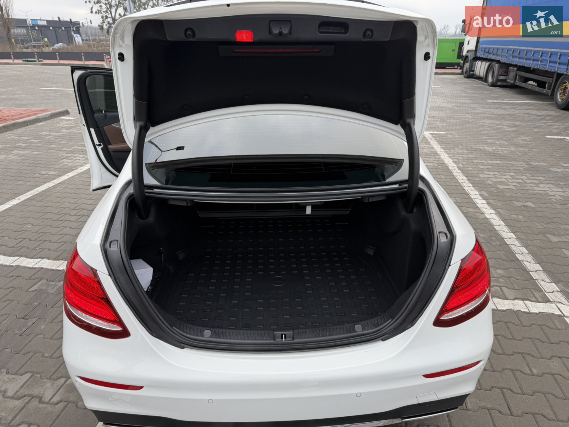 2018 Mercedes-Benz E-klasse - мініатюра 15