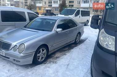 Седан Mercedes-Benz E-Class 2001 в Владимире