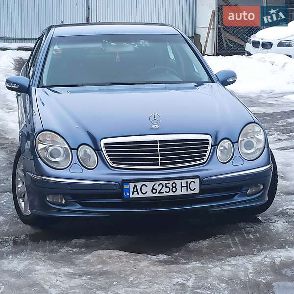 Mercedes-Benz E-Class 2003