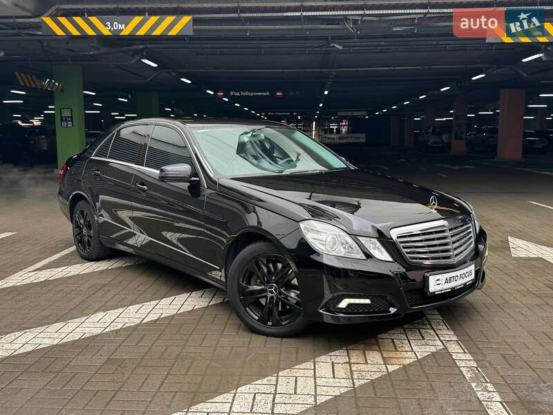 Mercedes-Benz E-Class 2009