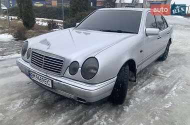 Седан Mercedes-Benz E-Class 1998 в Сумах