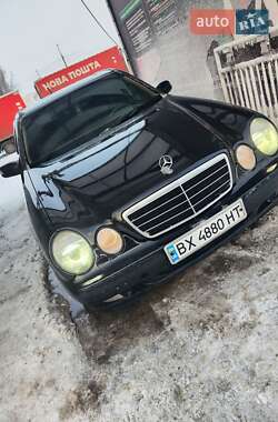 Седан Mercedes-Benz E-Class 2001 в Хмельницком