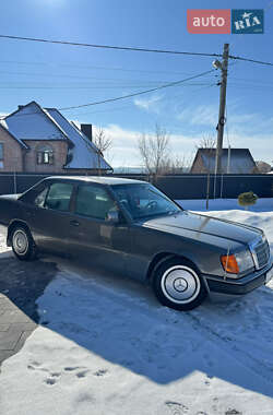 Седан Mercedes-Benz E-Class 1991 в Тернополі