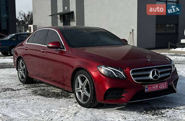 Седан Mercedes-Benz E-Class 2018 в Львові
