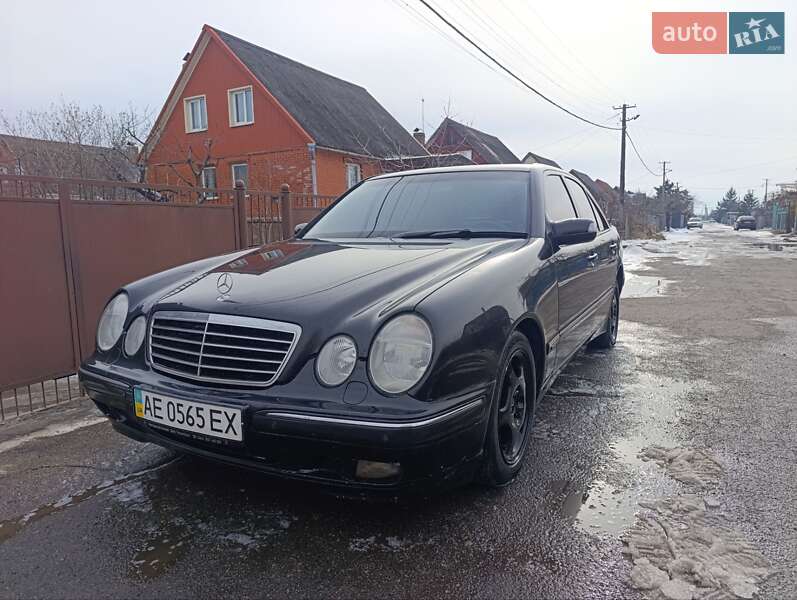 Mercedes-Benz E-Class 2001