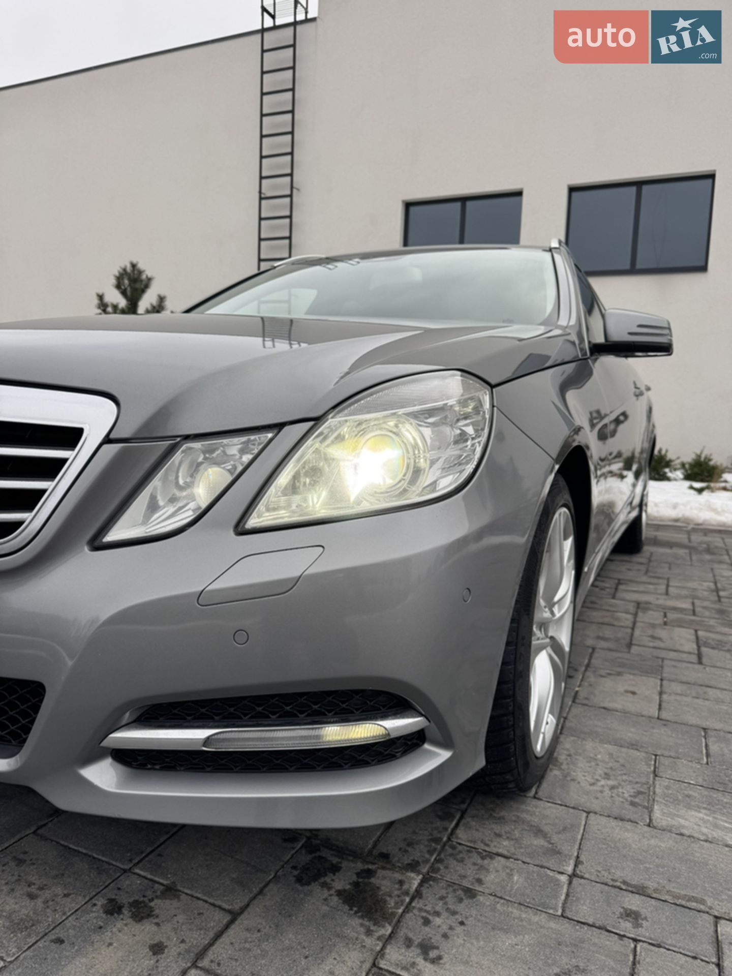 2012 Mercedes-Benz E-klasse - мініатюра 4