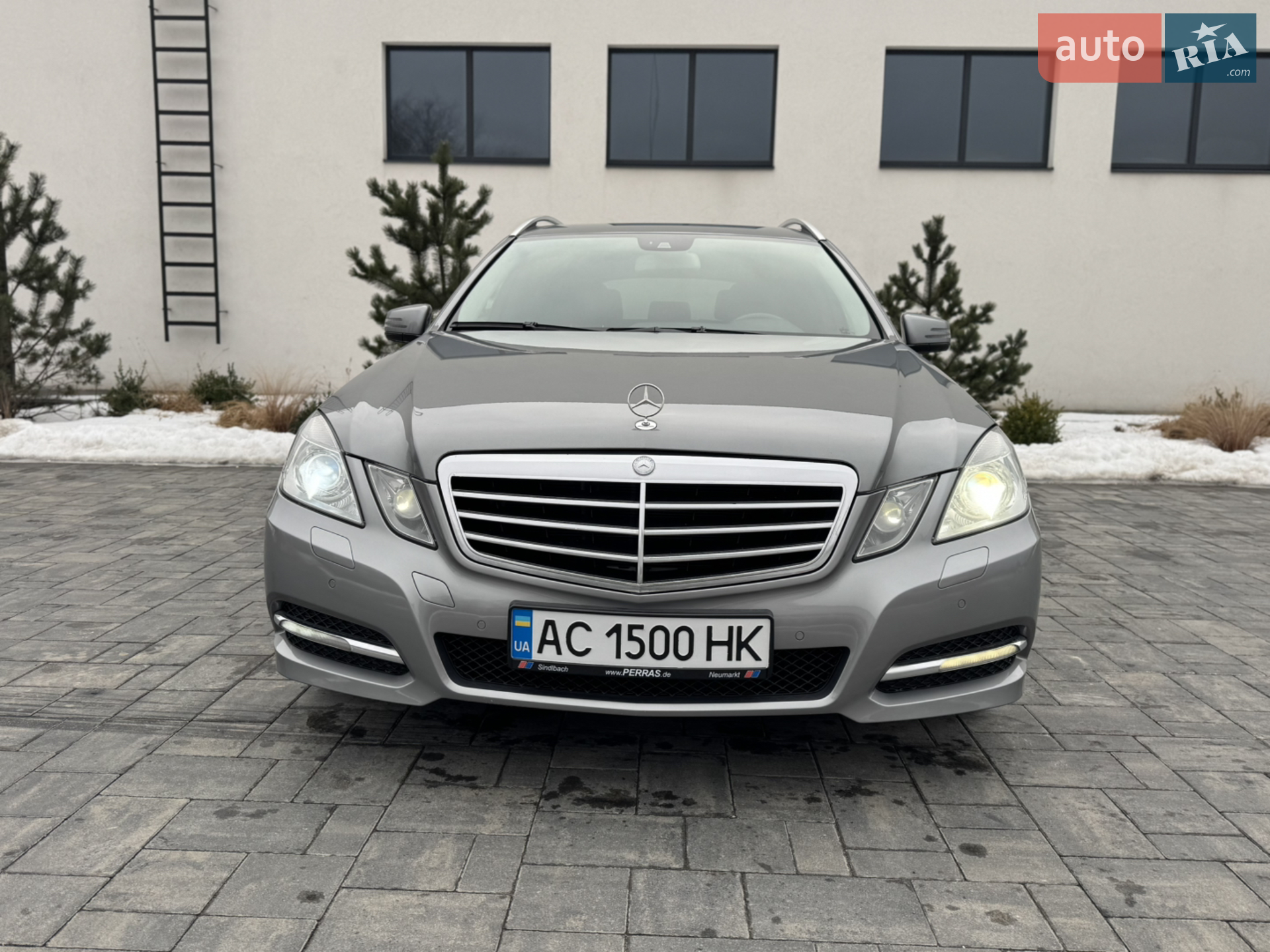 2012 Mercedes-Benz E-klasse - мініатюра 30