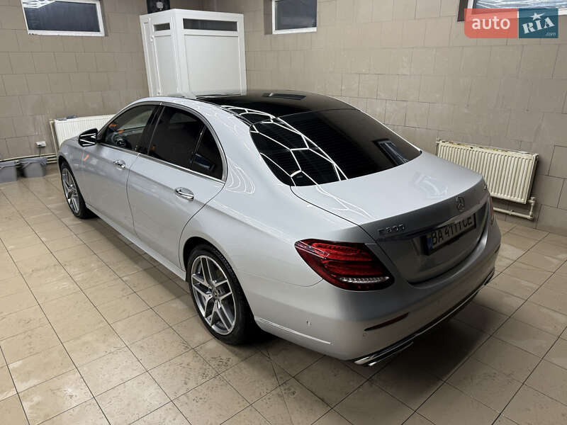 Седан Mercedes-Benz E-Class 2017 в Кропивницком