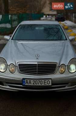 Седан Mercedes-Benz E-Class 2005 в Киеве