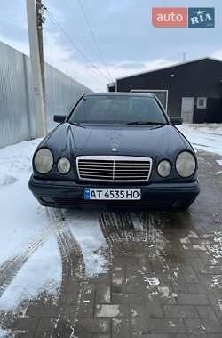Седан Mercedes-Benz E-Class 1999 в Коломые