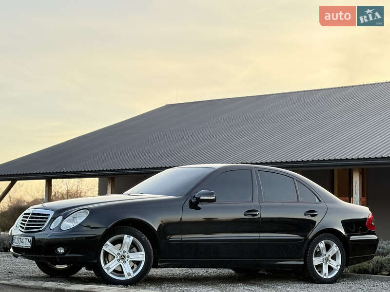 Седан Mercedes-Benz E-Class 2008 в Меденичах