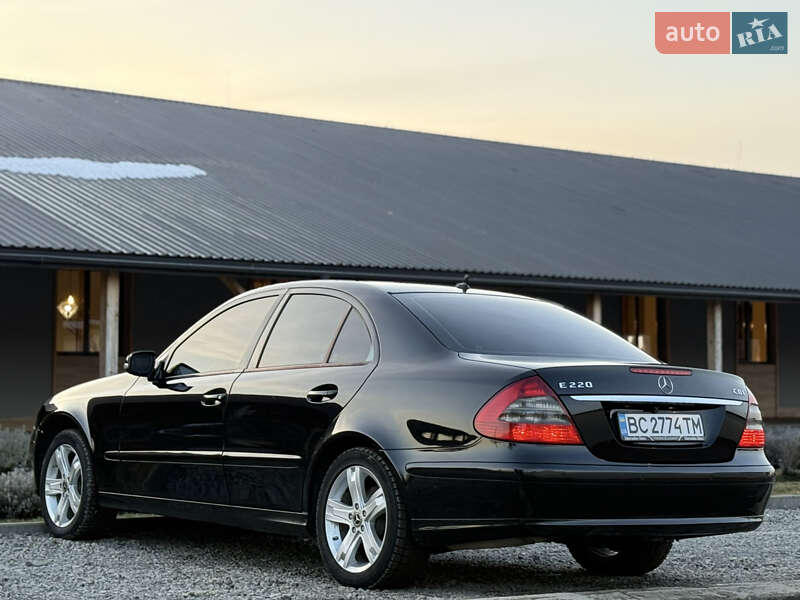Седан Mercedes-Benz E-Class 2008 в Меденичах
