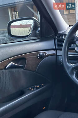 Седан Mercedes-Benz E-Class 2008 в Меденичах