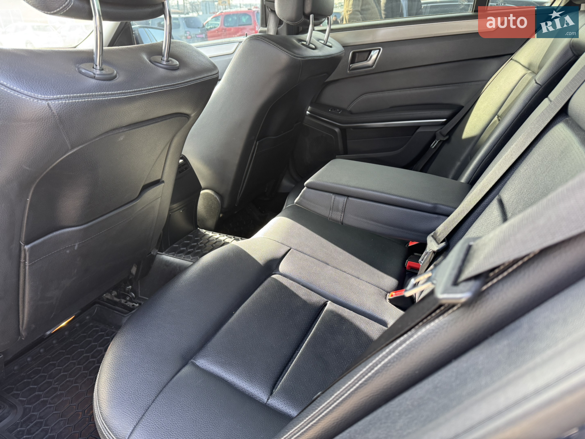 2013 Mercedes-Benz E-klasse - мініатюра 19