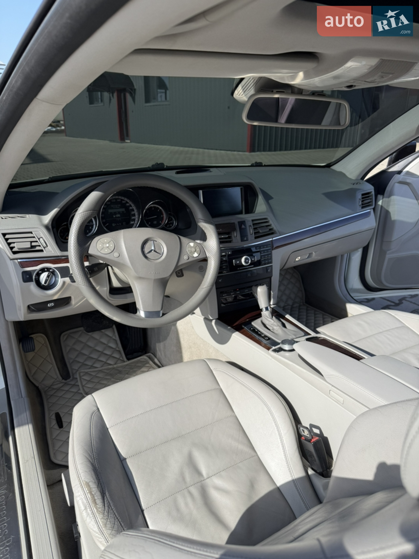 2010 Mercedes-Benz E-klasse - мініатюра 14