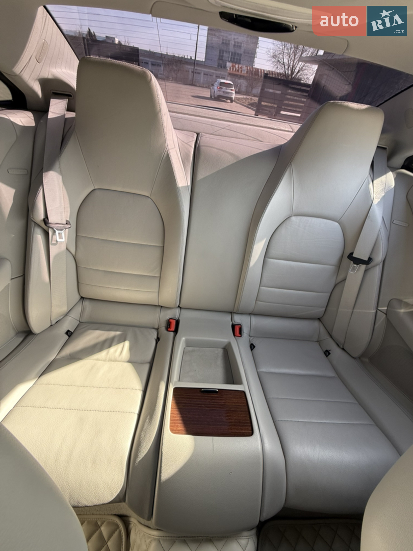 2010 Mercedes-Benz E-klasse - мініатюра 16