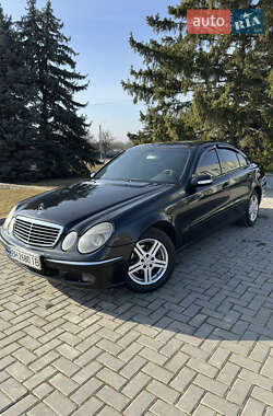 Седан Mercedes-Benz E-Class 2003 в Новій Одесі