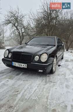 Седан Mercedes-Benz E-Class 1996 в Конотопе