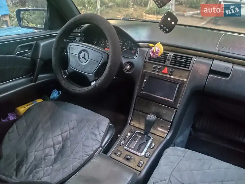 Mercedes-Benz E-Class 1996 VIN WDB2100551A071774 фото оголошення 2 з 46