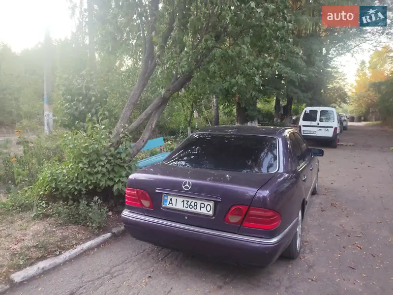 Mercedes-Benz E-Class 1996 VIN WDB2100551A071774 фото оголошення 4 з 46