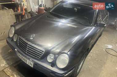 Седан Mercedes-Benz E-Class 1999 в Хмельницком