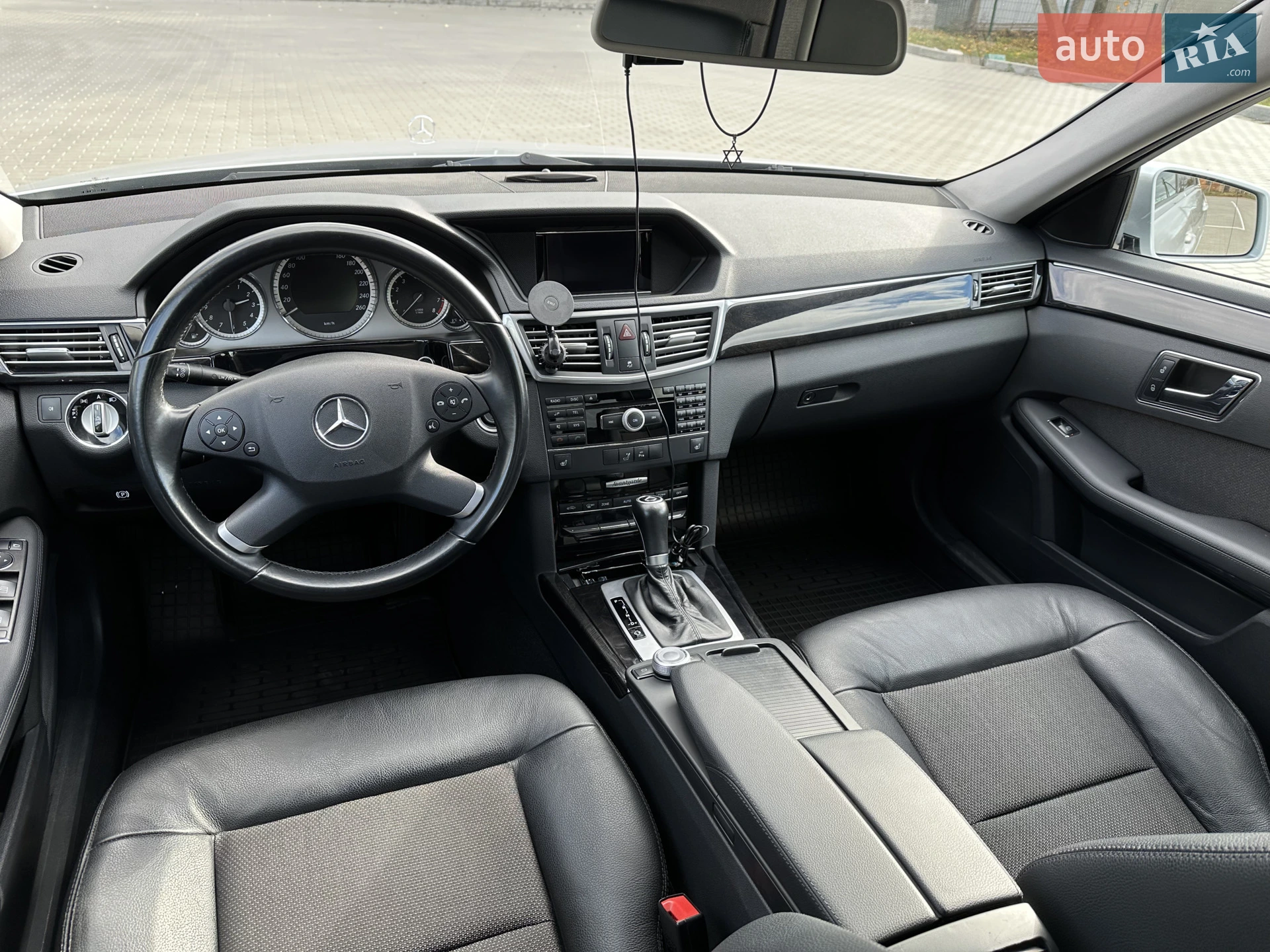 2010 Mercedes-Benz E-klasse - мініатюра 10
