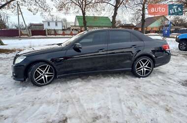 Седан Mercedes-Benz E-Class 2012 в Чернігові