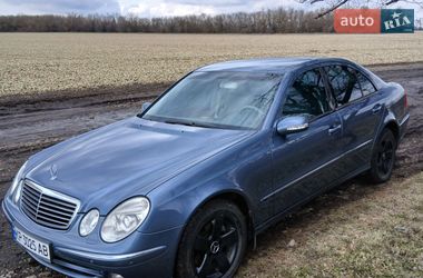 Седан Mercedes-Benz E-Class 2005 в Ниве Трудовой