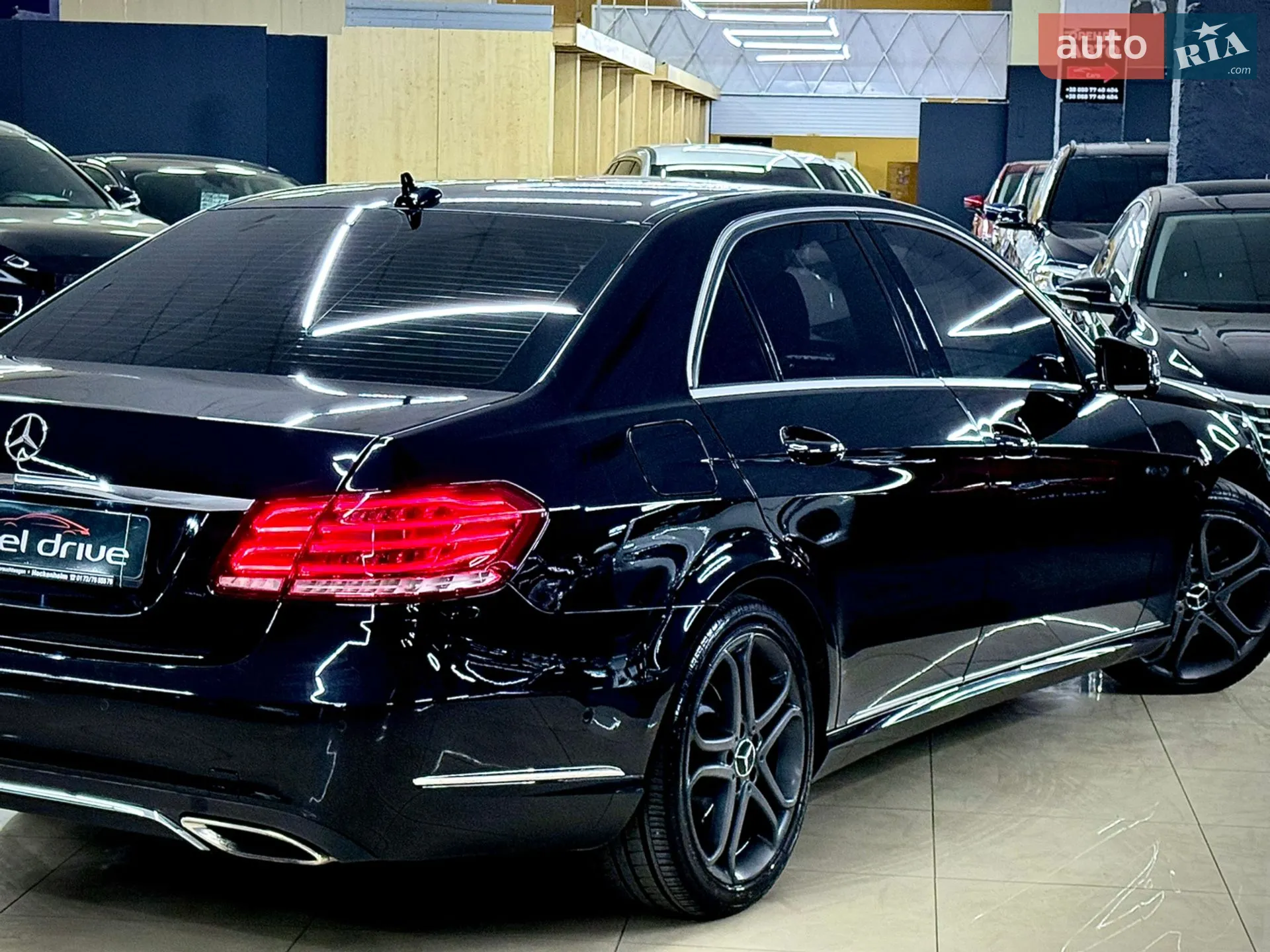 2013 Mercedes-Benz E-klasse - мініатюра 10
